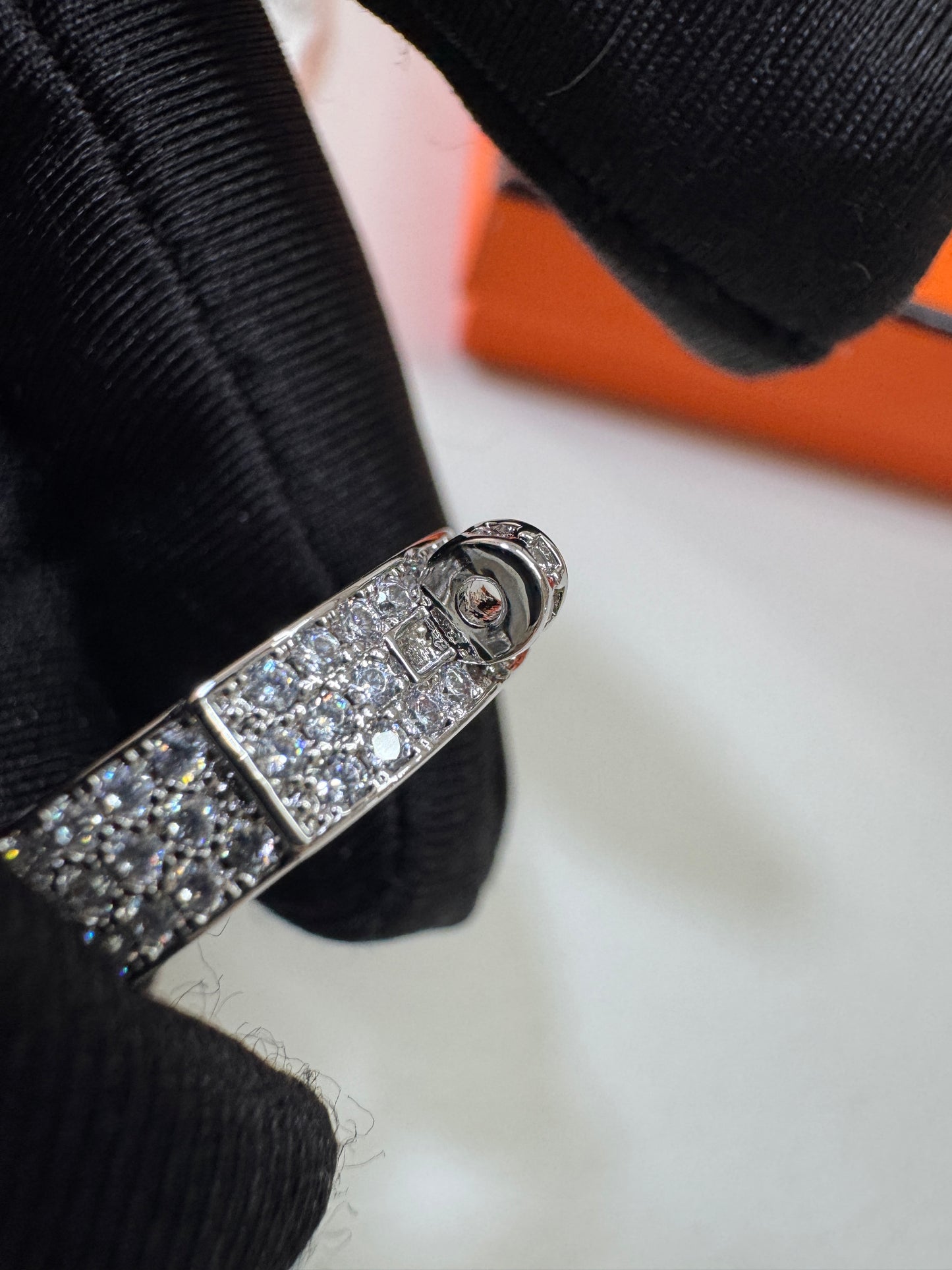 HERMES Kelly 滿鑽戒指 白金色