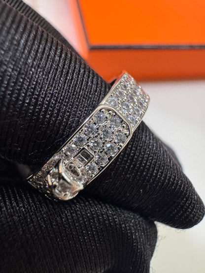 HERMES Kelly 滿鑽戒指 白金色