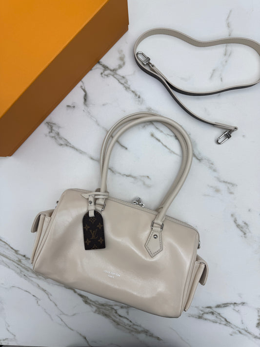 LV Speedy Cargo Vibe 白色油臘皮