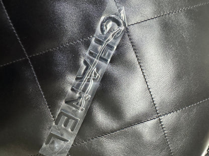 CHANEL 22 Bag Large So Black