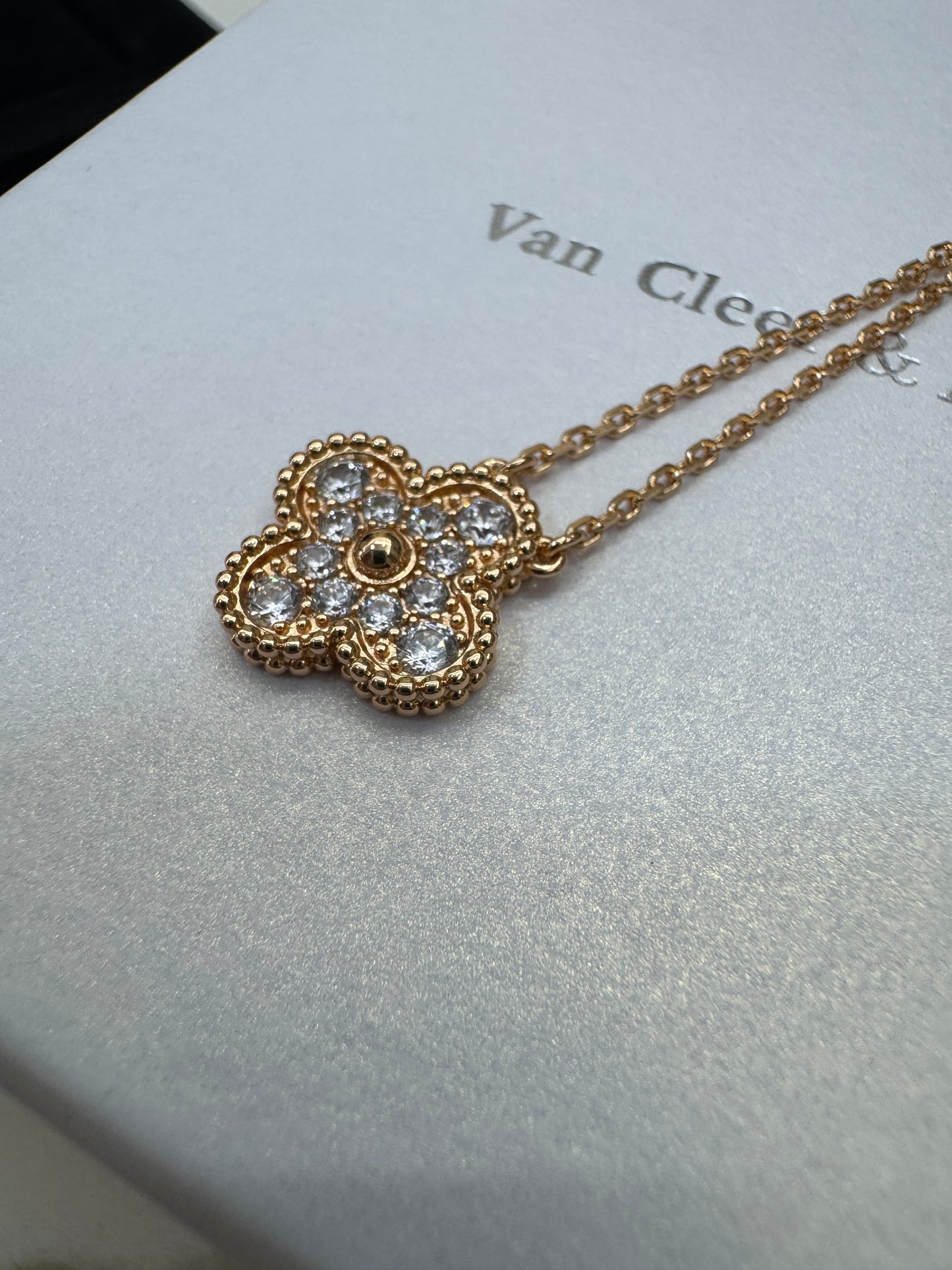 VCA Vintage Alhambra Necklace 滿鑽玫瑰金項鏈