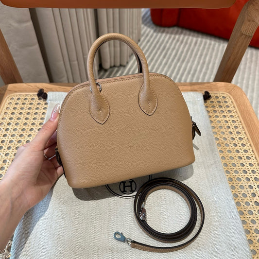 HERMES Mini Bolide 奶茶色 銀扣 evercolor 0M Chai