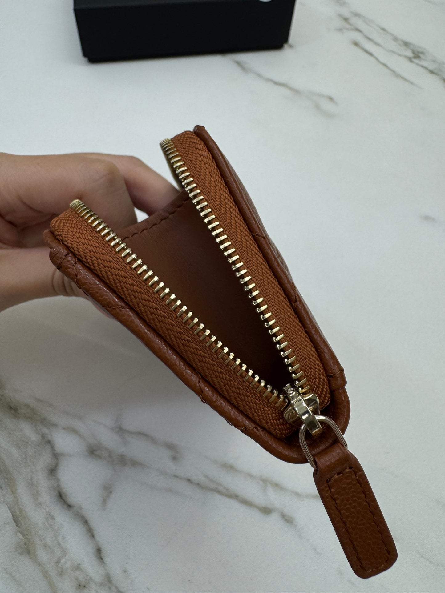 CHANEL L型拉鏈小錢包 焦糖棕