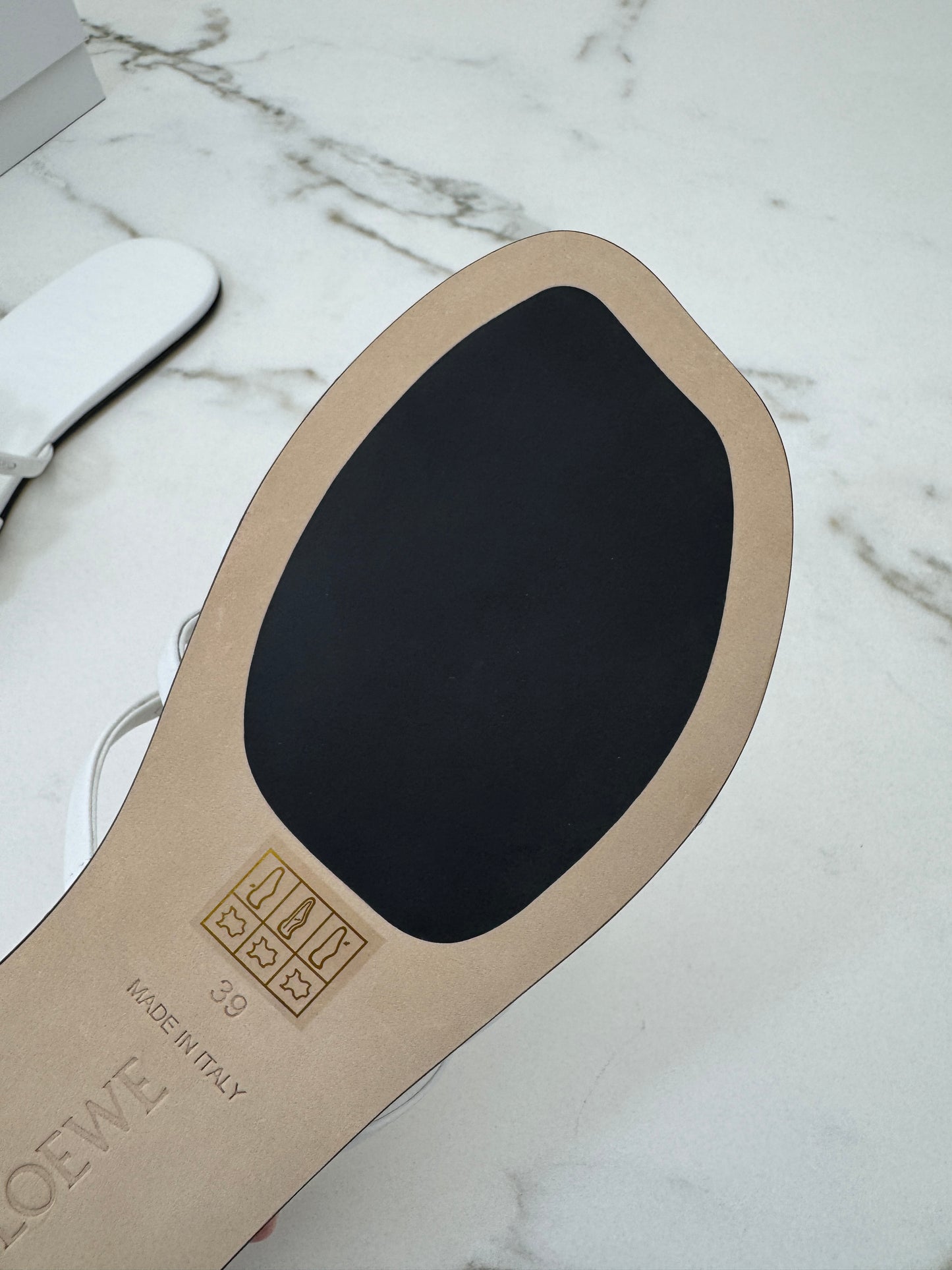 LOEWE Anagram 拖鞋