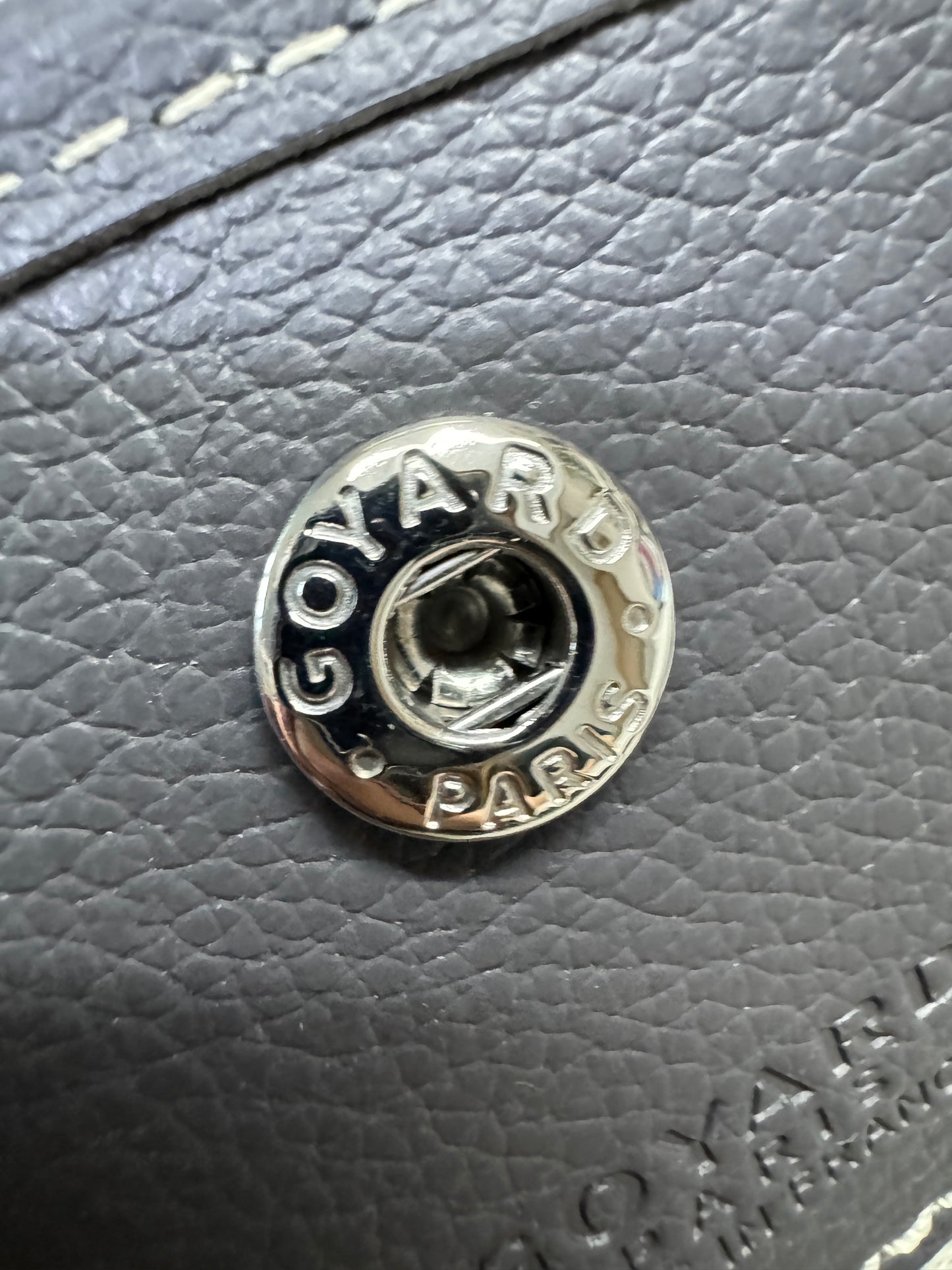 GOYARD 灰色Hobo 紅色小愛心