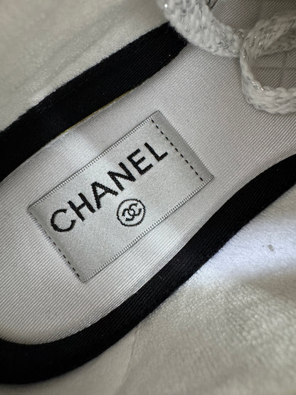 CHANEL 銀白色粗花呢Tweed Sneakers