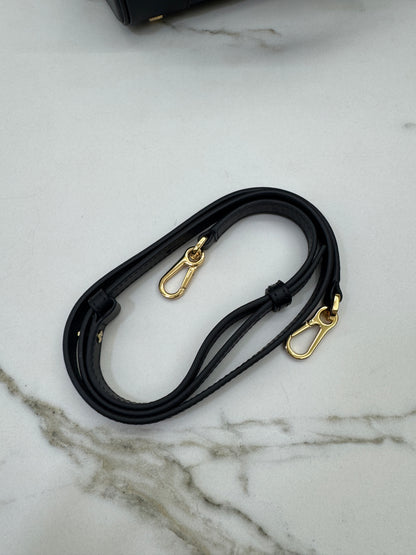 LOEWE Amazona 28 黑色