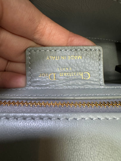 DIOR Caro 石灰色 小號