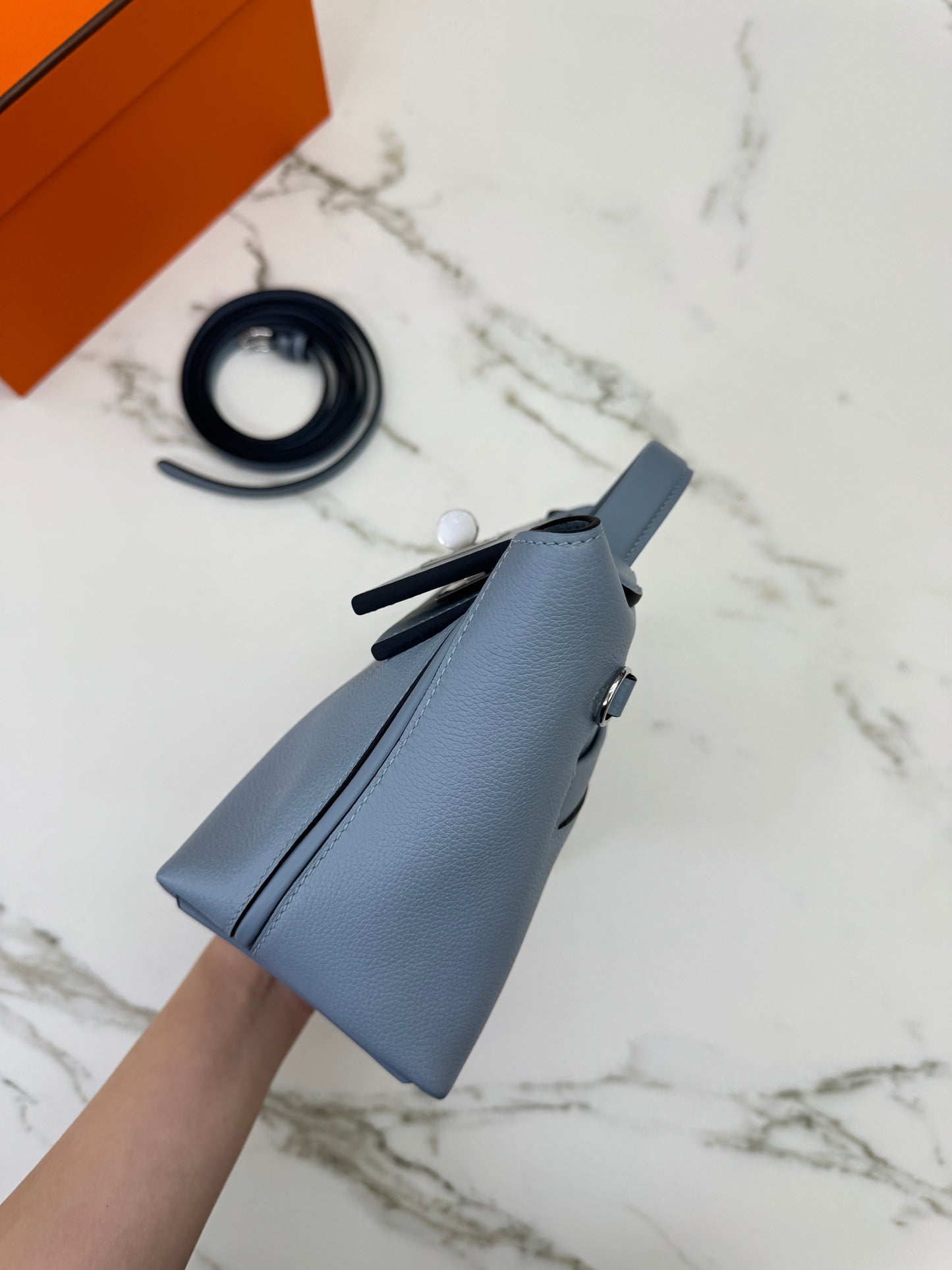 HERMES Mini 2424 亞麻藍銀扣 Evercolor Blue Lin PHW