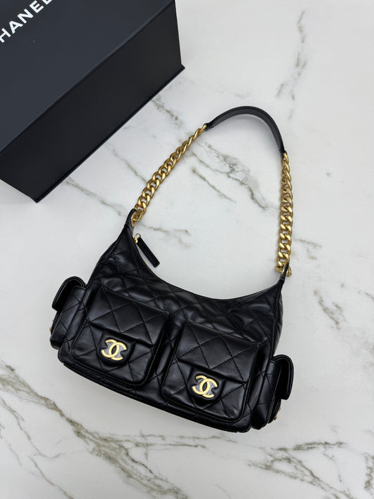 CHANEL 25C 多口袋Hobo 黑色