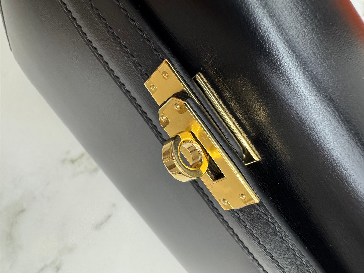 HERMES Kelly 25 黑色外縫金扣 Box Leather Sellier Noir GHW