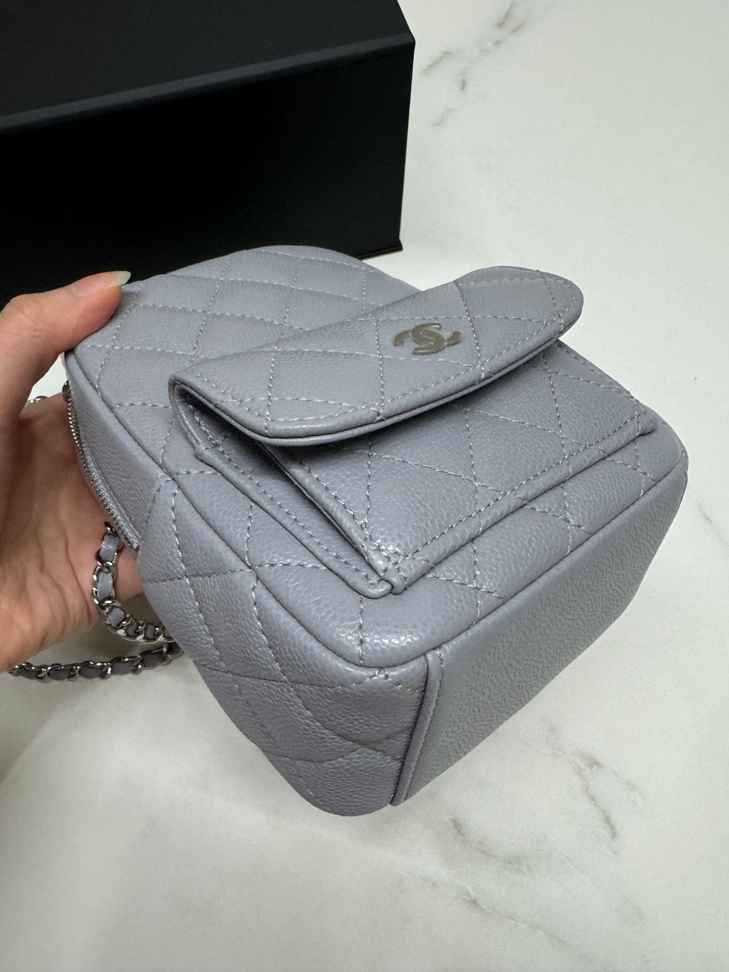 CHANEL 小書包 淺灰色 backpack