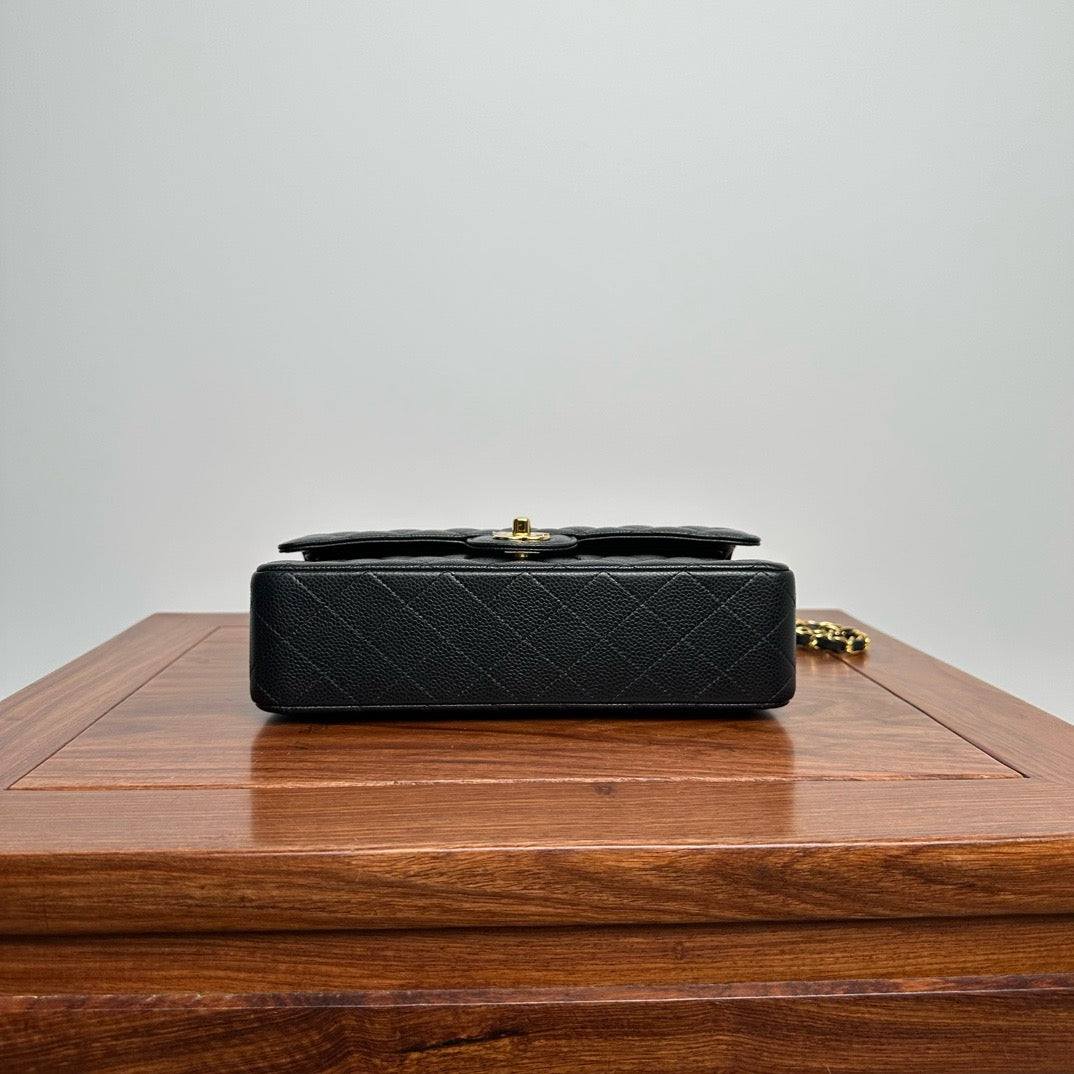 CHANEL CF25 黑金牛