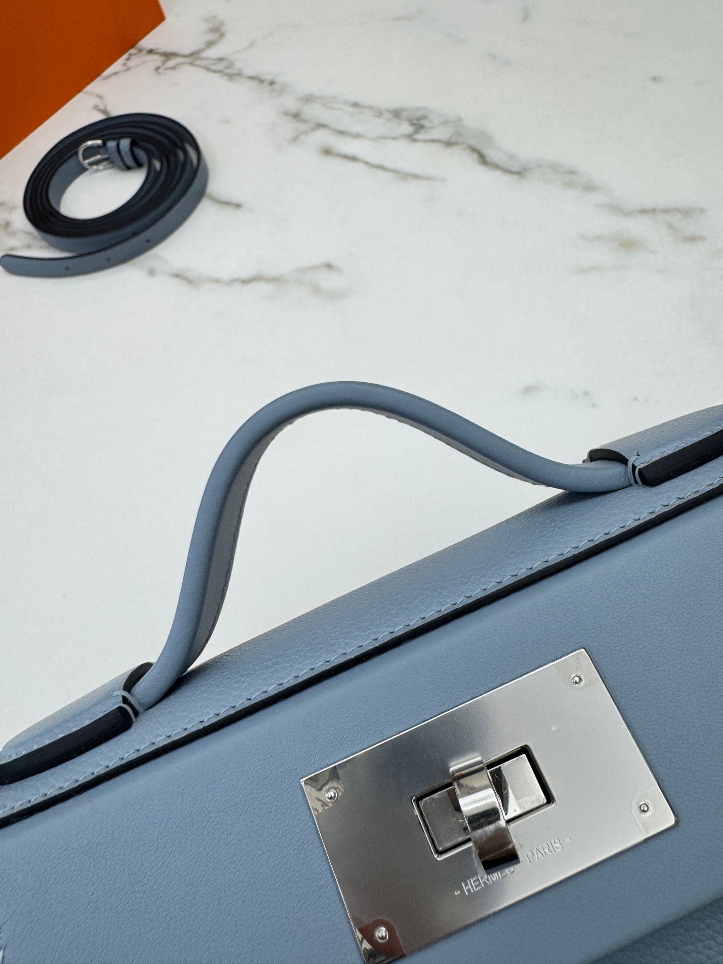 HERMES Mini 2424 亞麻藍銀扣 Evercolor Blue Lin PHW