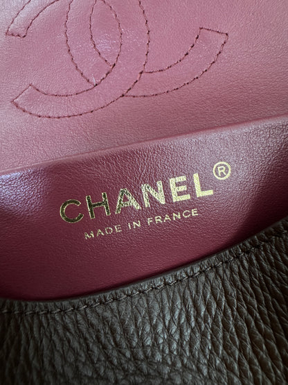 CHANEL Mini Maxi Flap 巧克力色