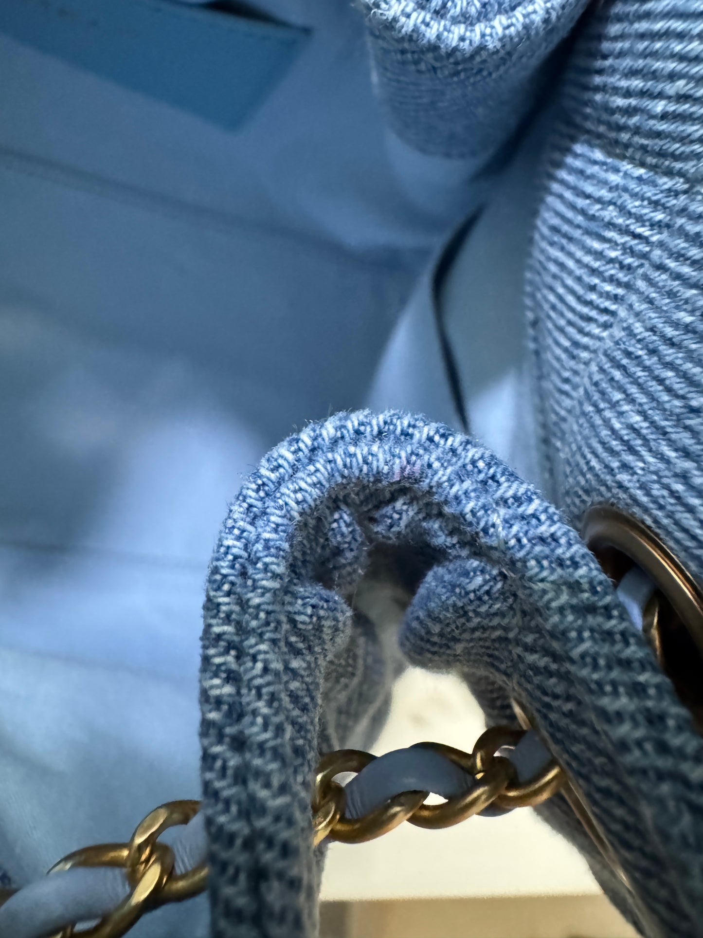 CHANEL 25 Bag 淺藍牛仔Small