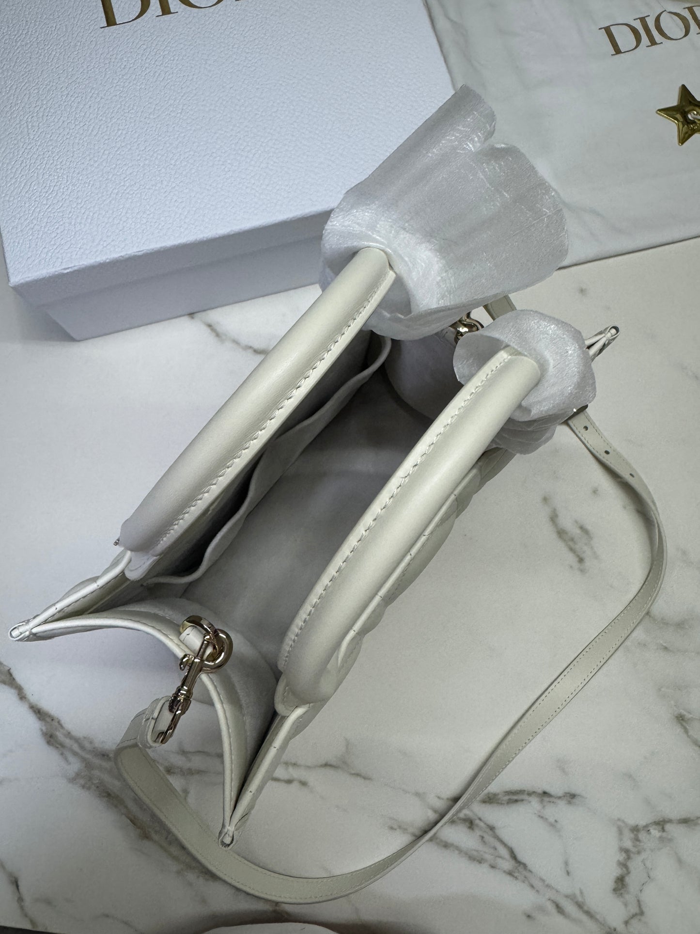 DIOR 全皮 Book Tote 奶白色小號