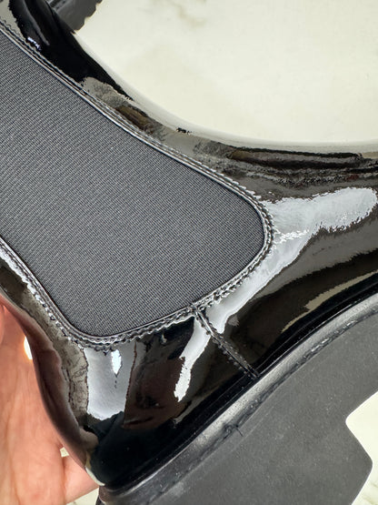 CHANEL 22C Chelsea Boots 漆皮切爾西短靴