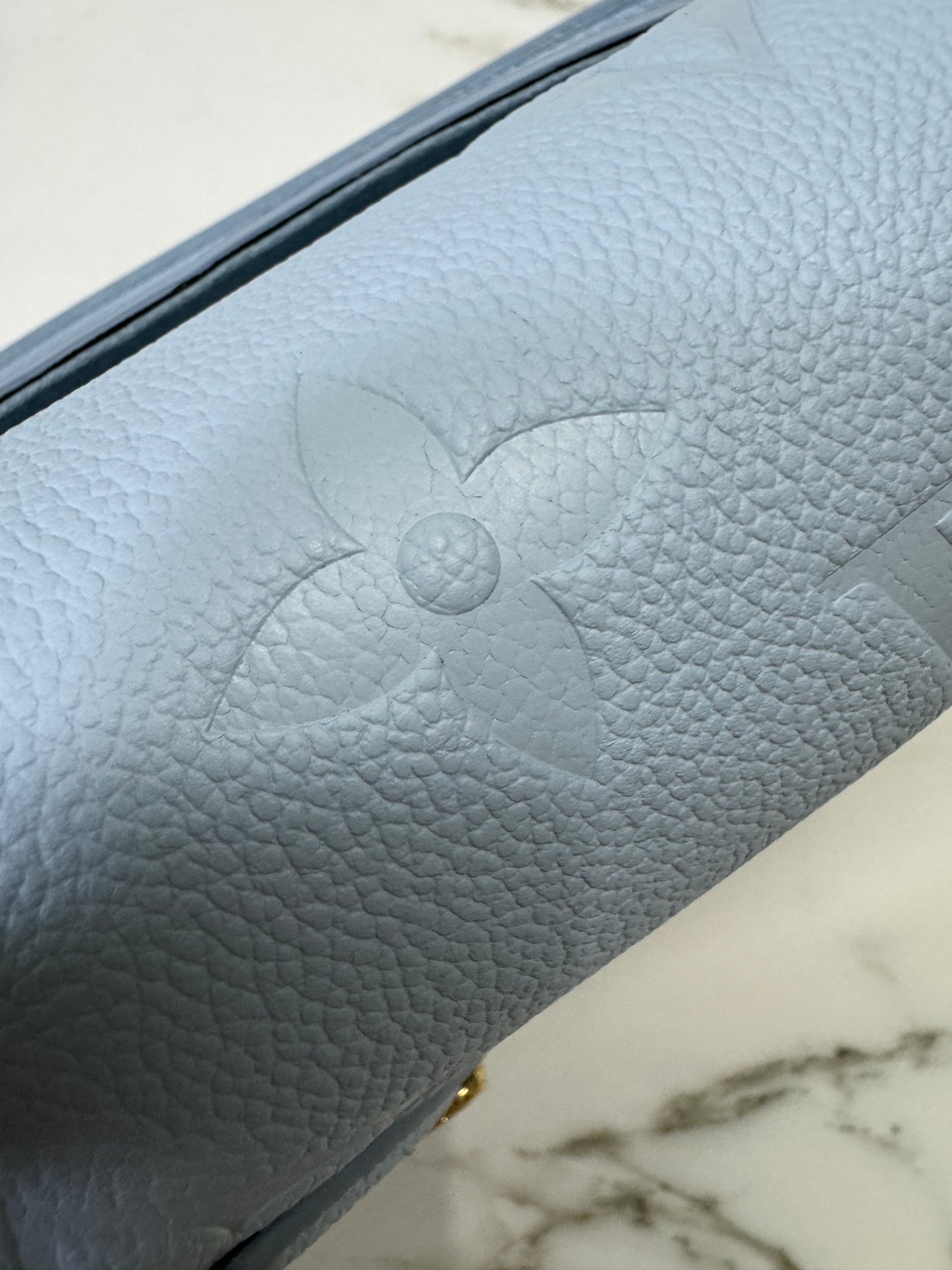 LV Diane 全皮粉藍 Baby Blue
