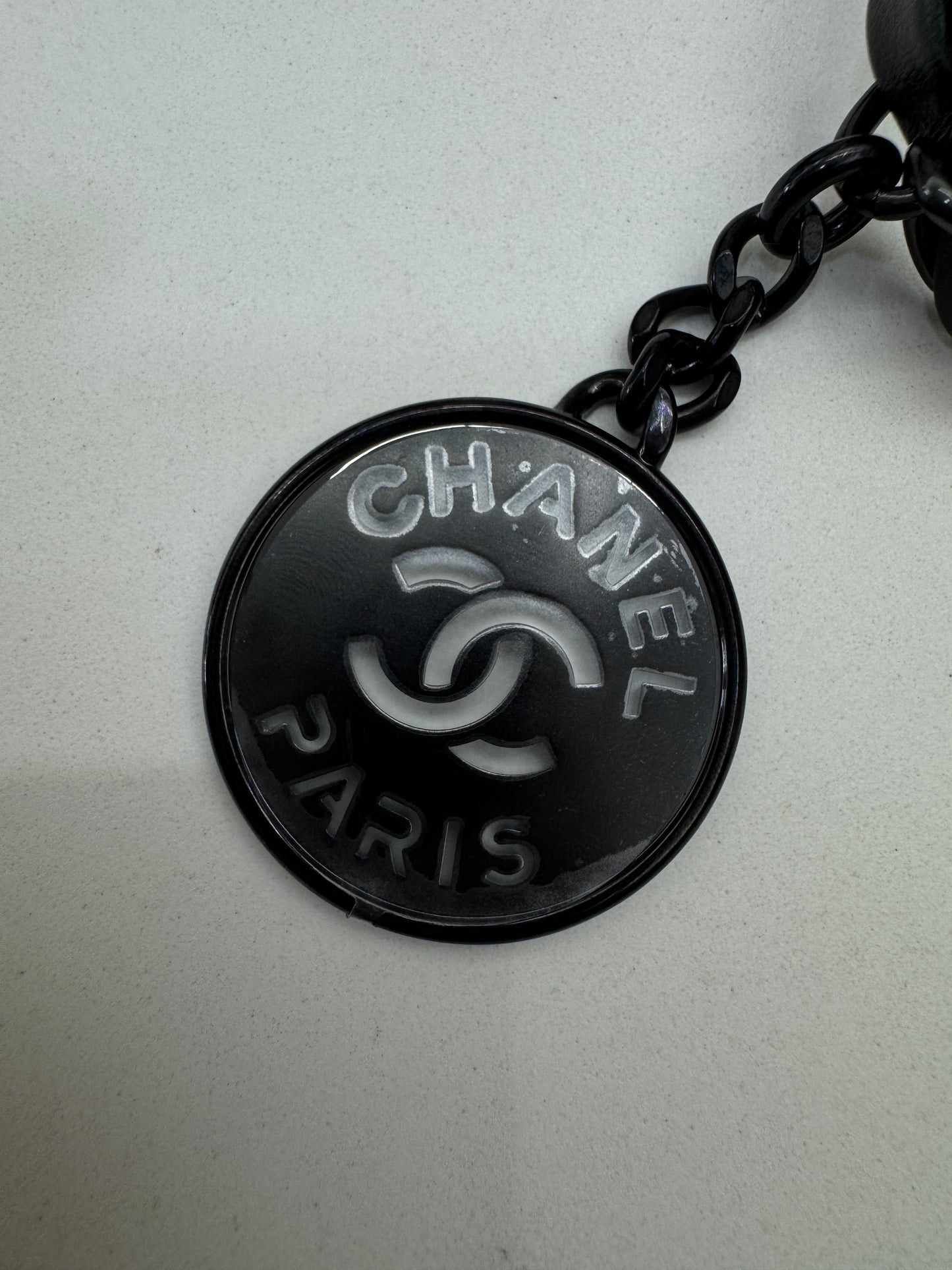 CHANEL 22Bag So Black Small
