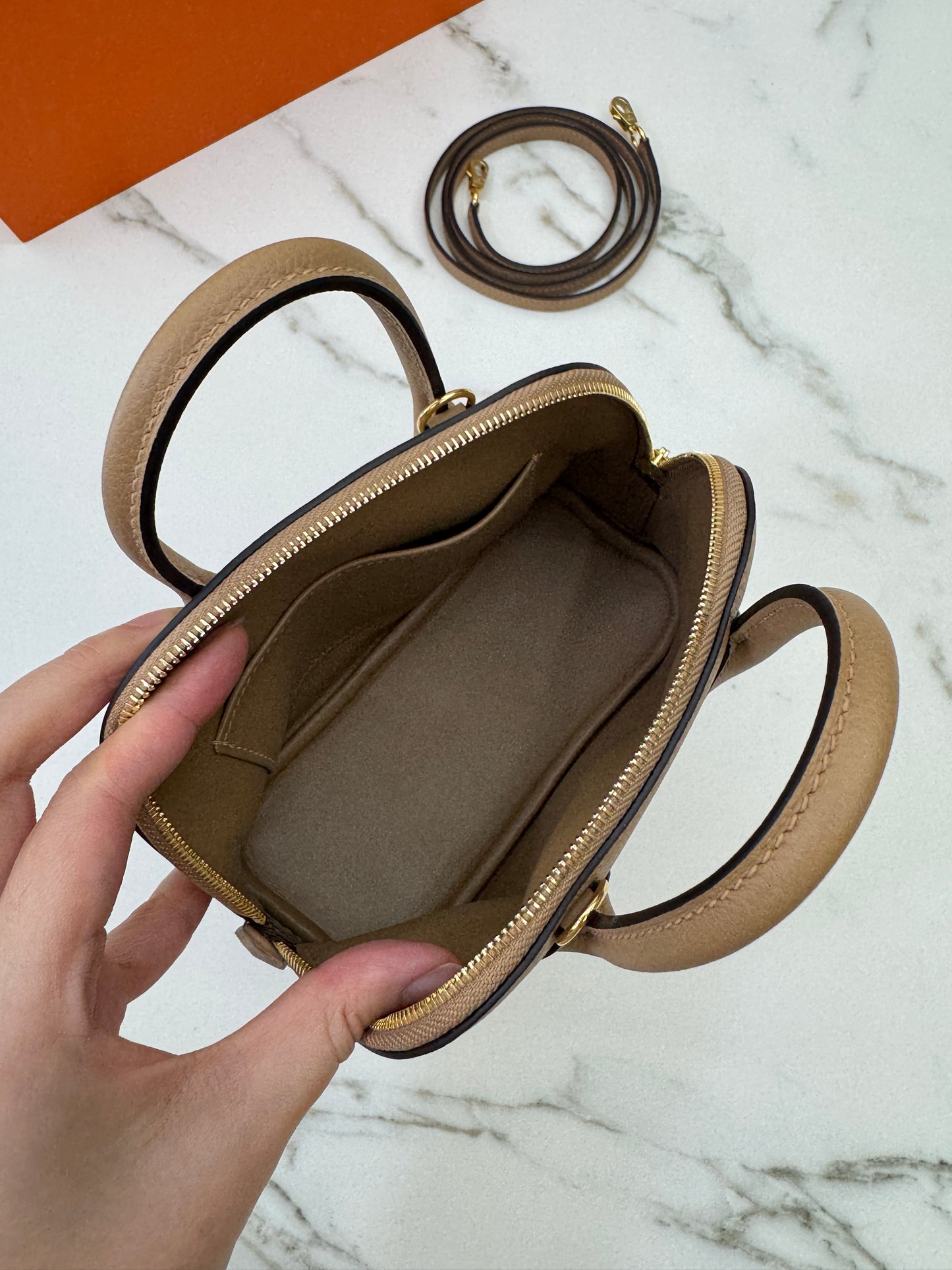 HERMES Mini Bolide 奶茶色金扣 Evercolor Chai GHW