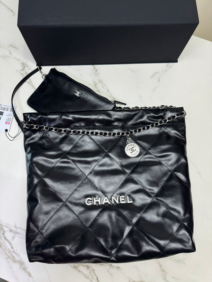 CHANEL 22bag 中號 黑銀 Medium