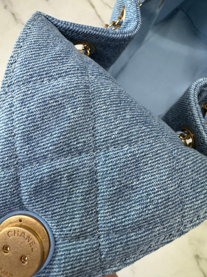 CHANEL 25 Bag 淺藍牛仔Small
