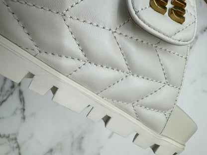 MIU MIU 魔術貼涼鞋 米白色羊皮