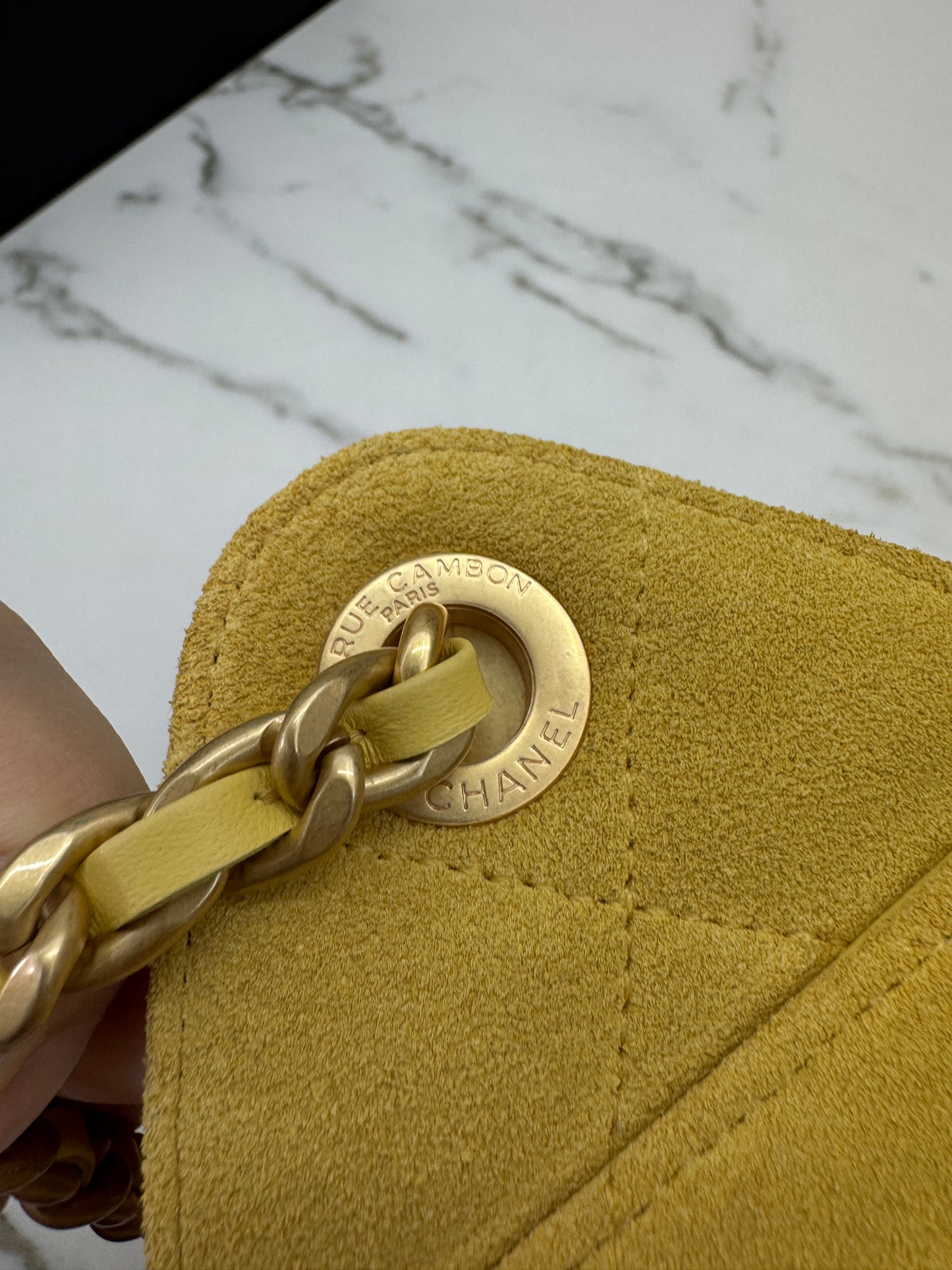 CHANEL Mini 25Bag 麂皮黃色
