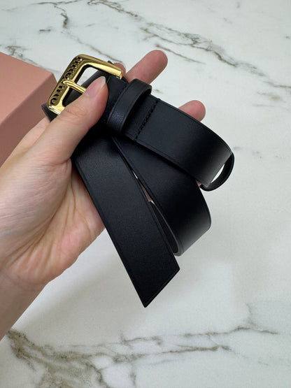 MIU MIU 鏤空扣皮帶