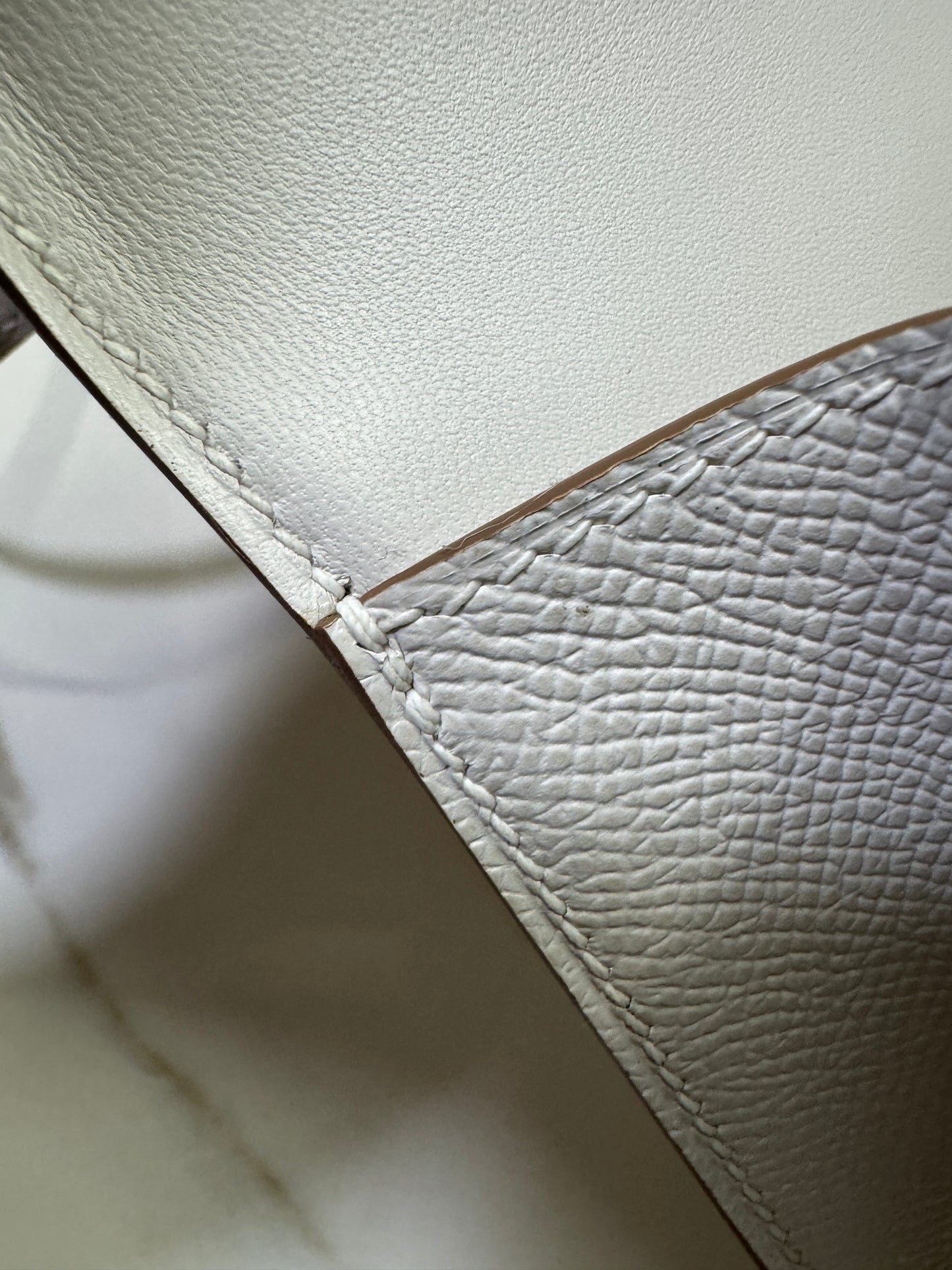 HERMES Mini Constance 奶灰色銀扣 Epsom M4 Gris Pale PHW