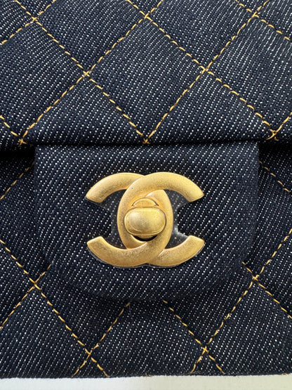 CHANEL 26P深藍牛仔 CF25 Medium