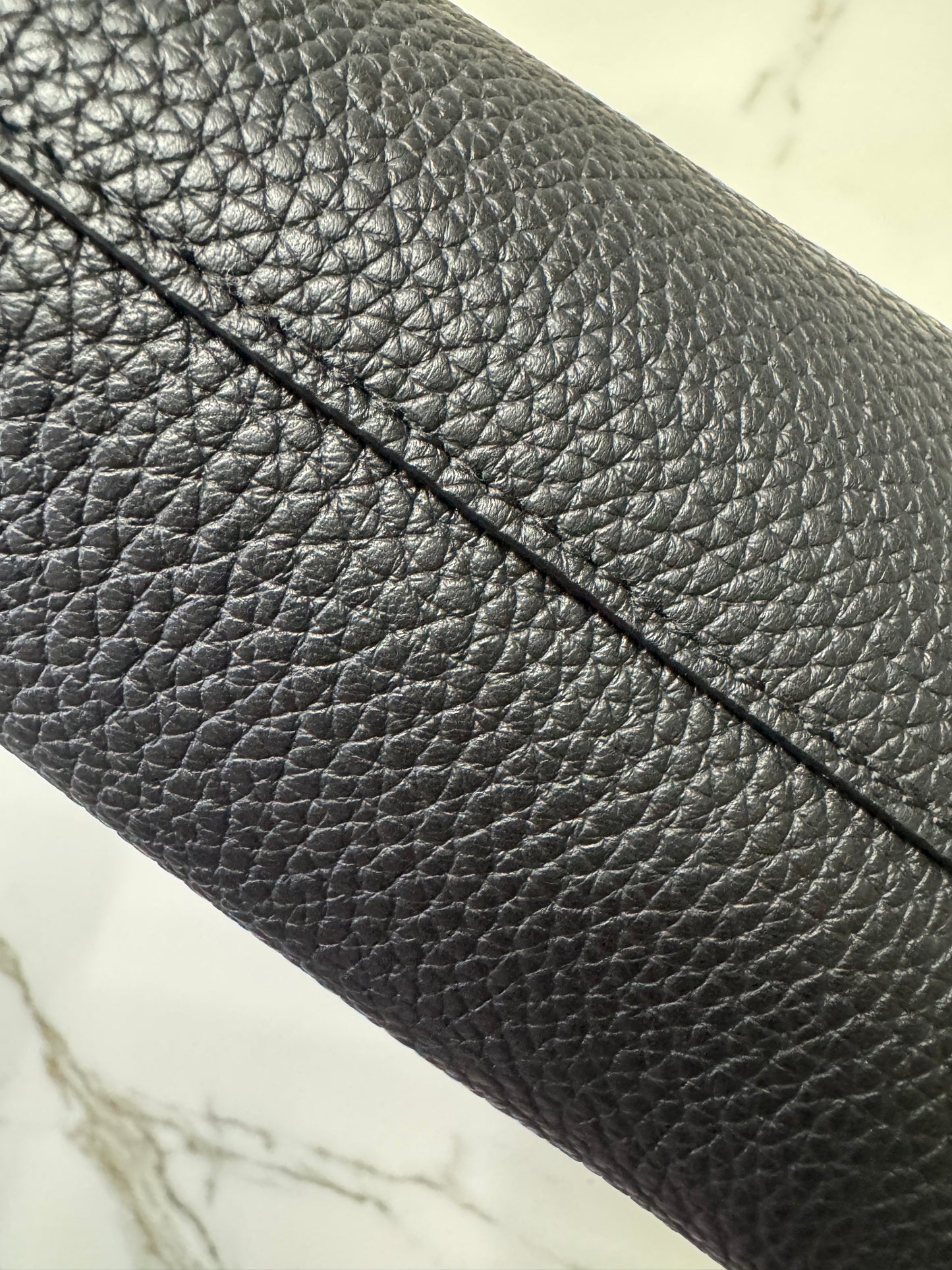 THE ROW Bindle Three Black