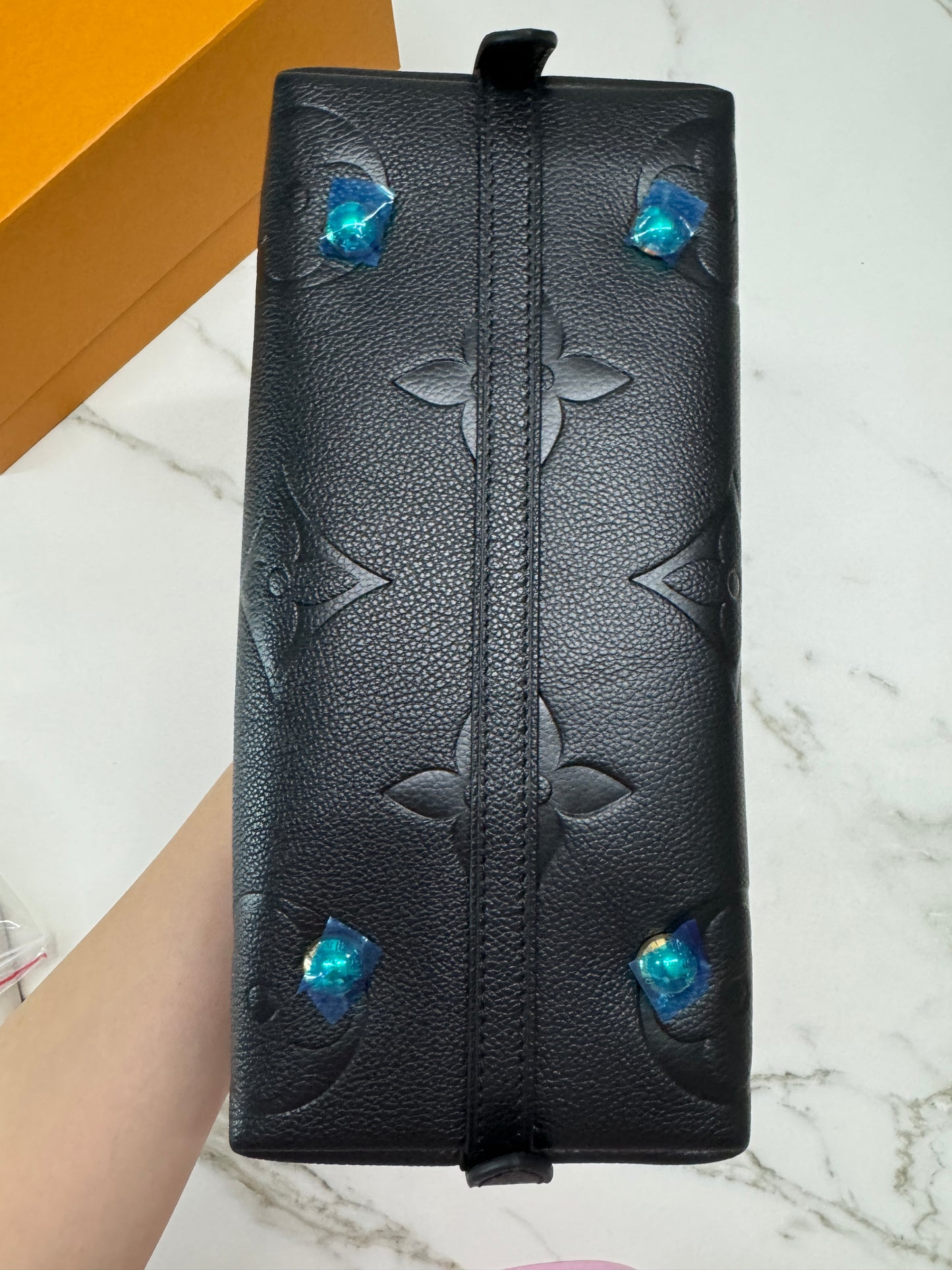 LV Carryall 全皮黑 PM