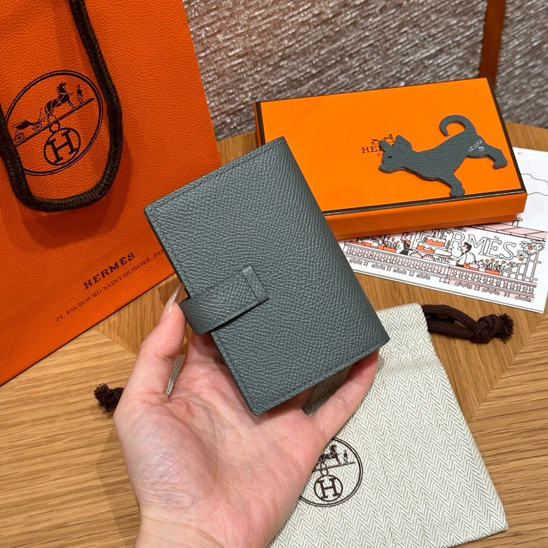 HERMES Bearn mini 卡包 杏仁綠 銀扣 epsom