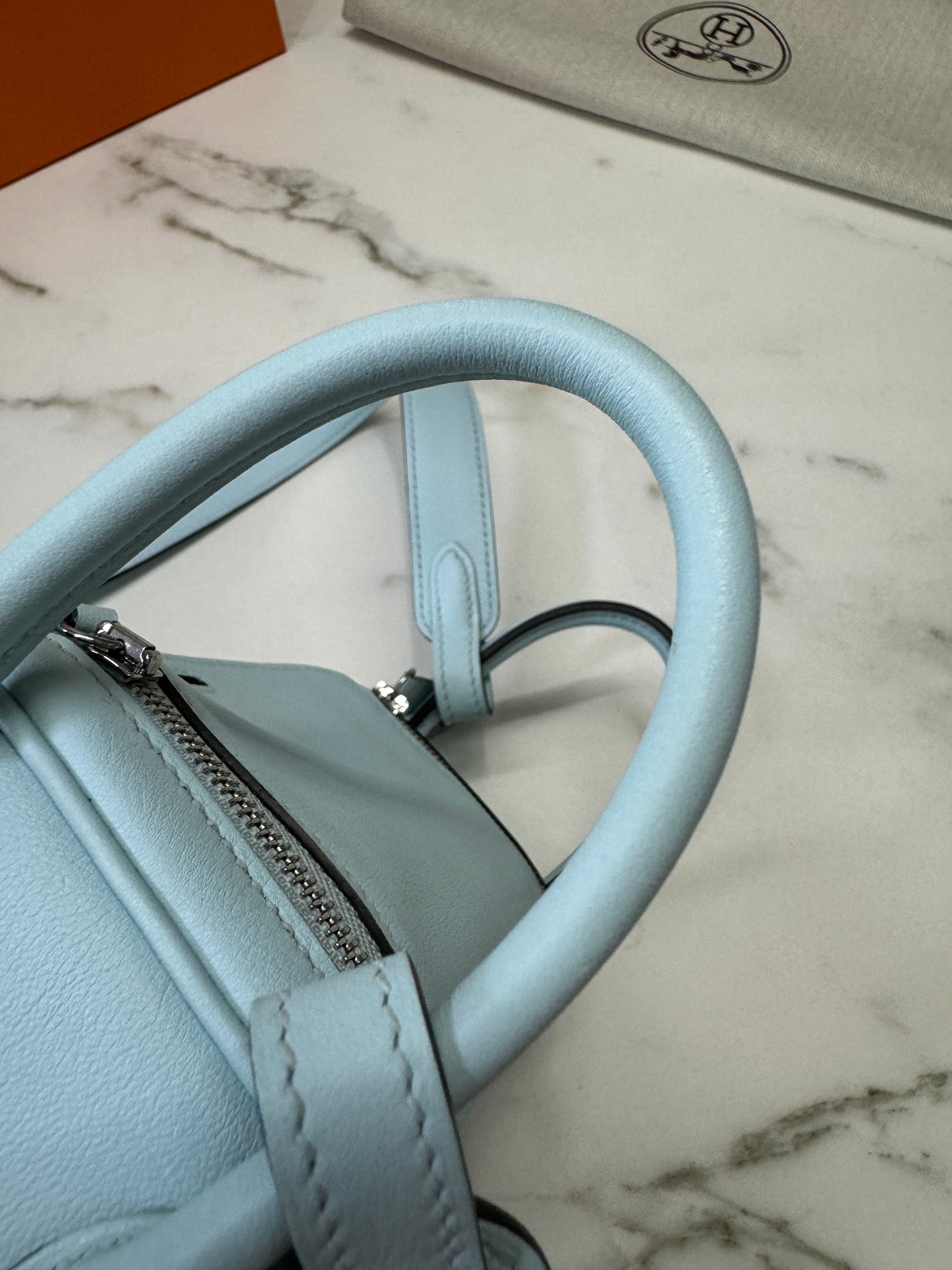 HERMES Mini Lindy 霧霾藍T0 銀扣 swift
