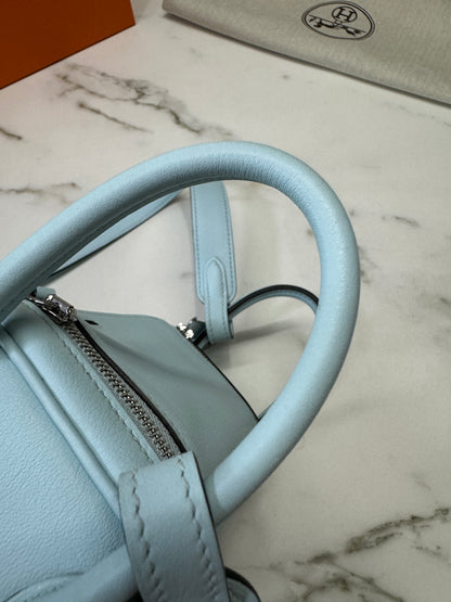 HERMES Mini Lindy 霧霾藍T0 銀扣 swift