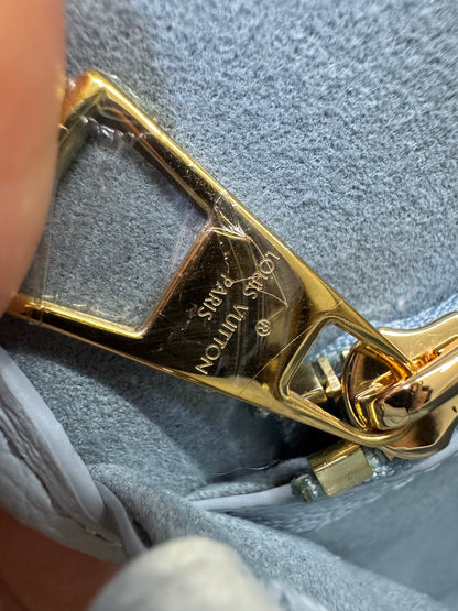 LV Diane 全皮粉藍 Baby Blue