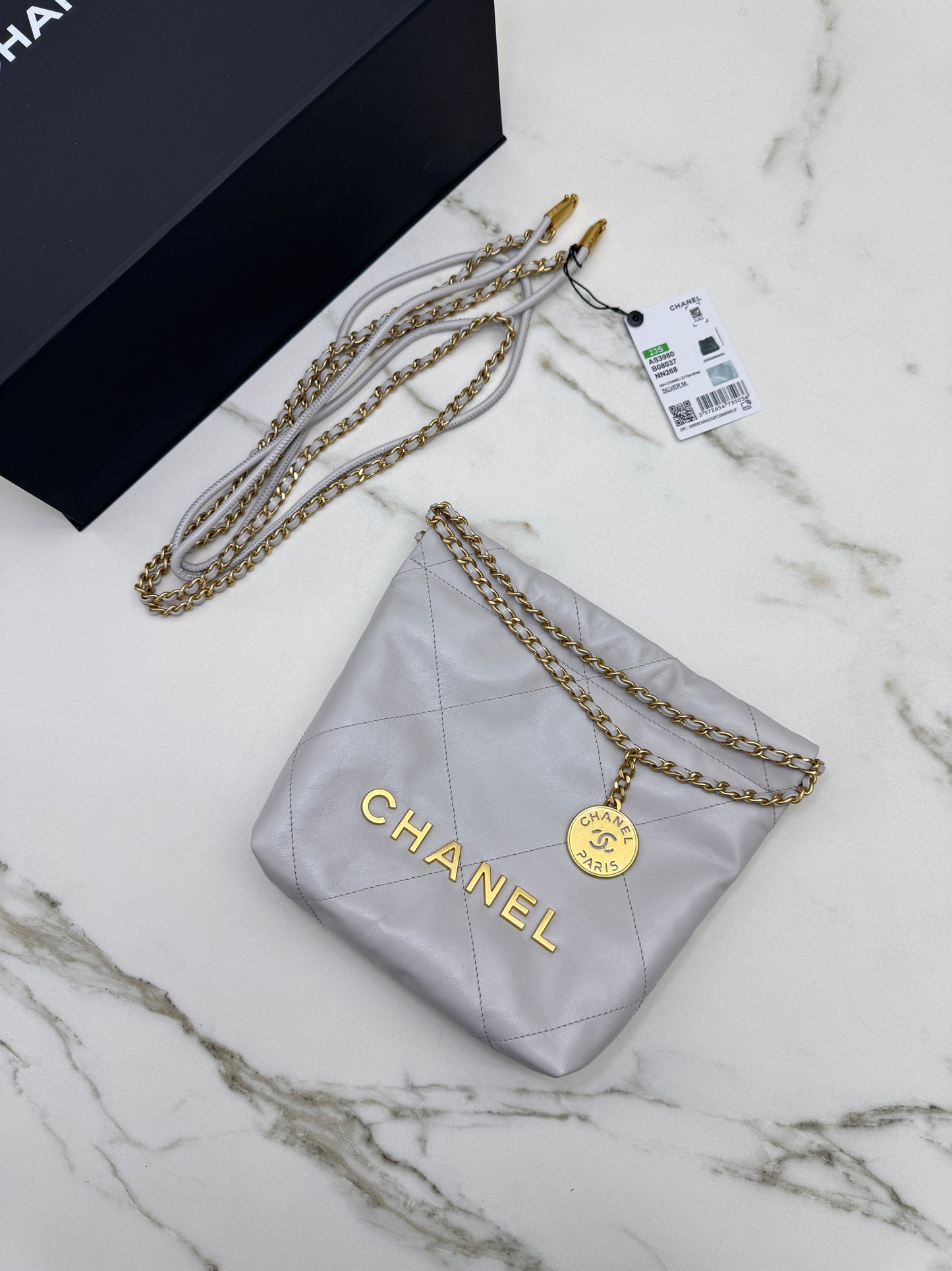 CHANEL Mini 22 Bag 25P淺灰色 新版磁吸扣