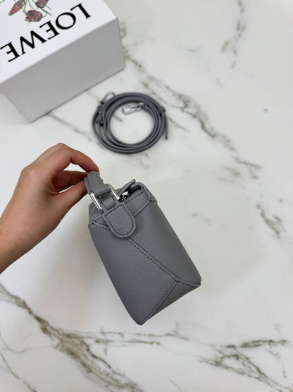 LOEWE Mini Puzzle 珍珠灰