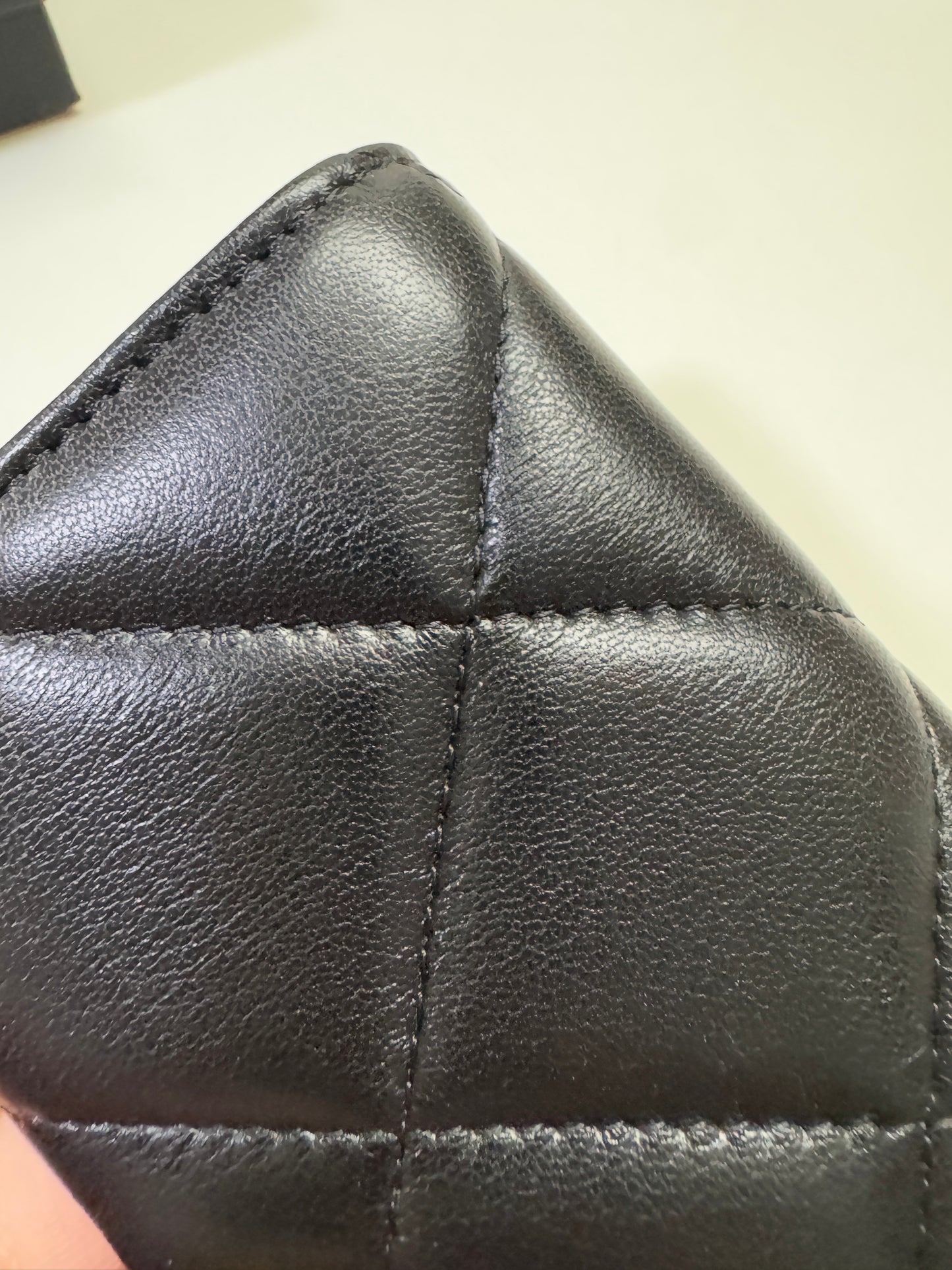 CHANEL 19 Card Holder