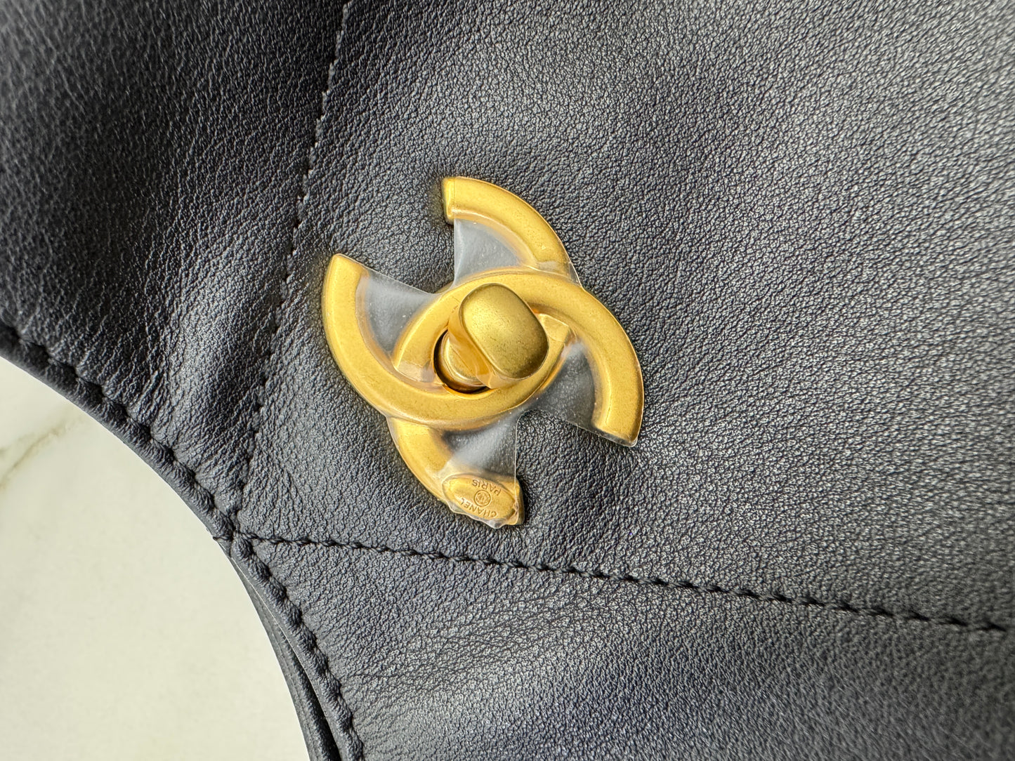 CHANEL 25S Shopping Bag Small