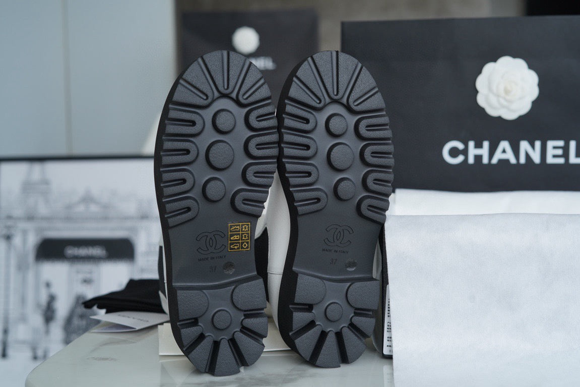 CHANEL 厚底切爾西 Chelsea Boots￼黑白拼色 22c