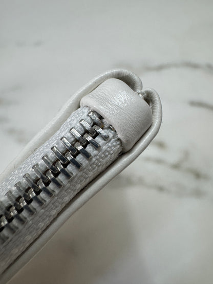 CHANEL 22 Bag Medium 白銀