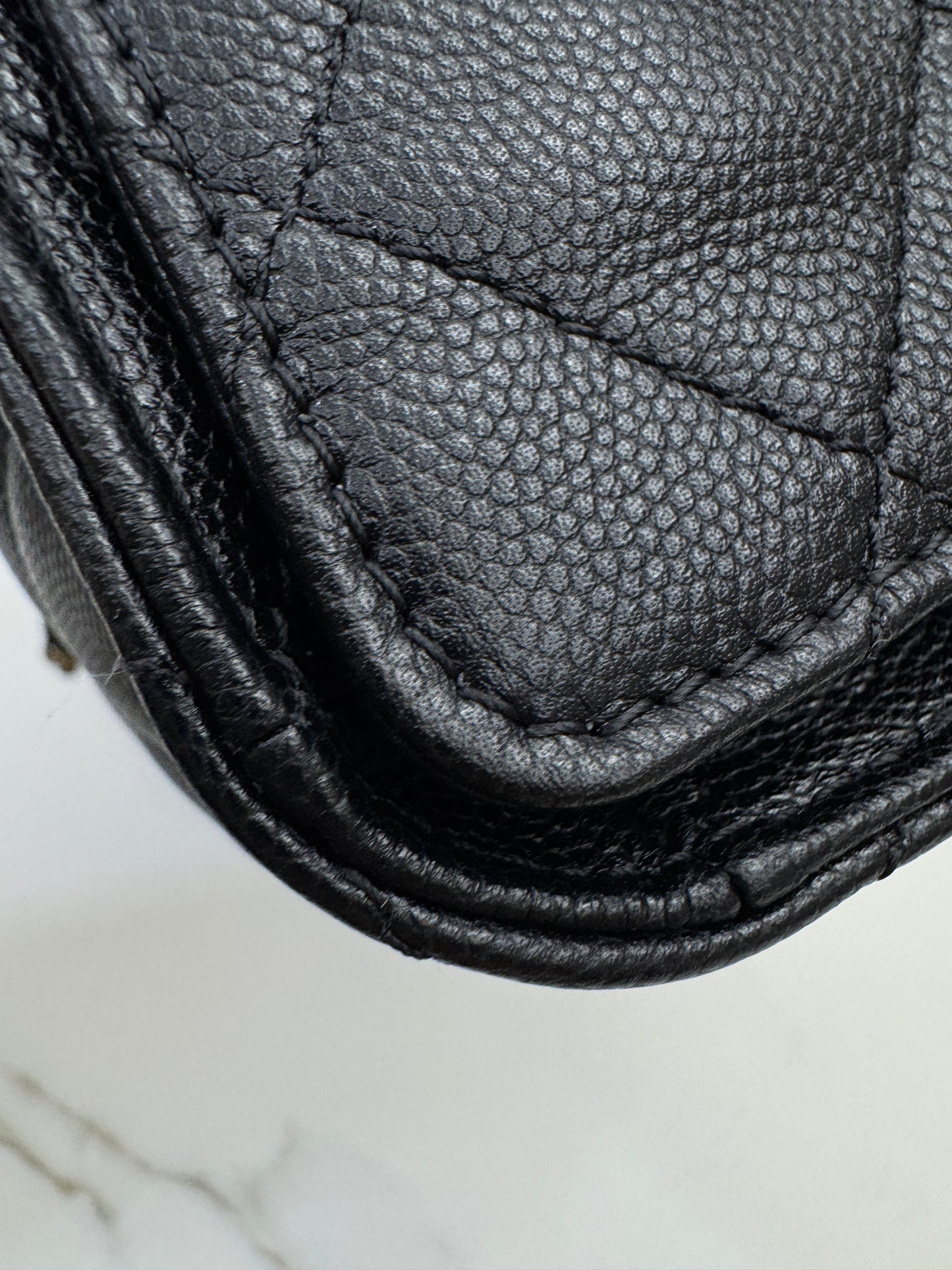 CHANEL Mini 25 Bag 黑色荔枝皮 金扣 Caviar Calfskin GHW
