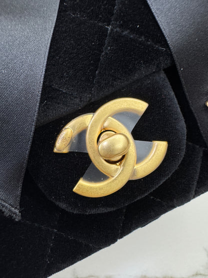 CHANEL 25K 蝴蝶結絲絨 Mini CF Top Handle