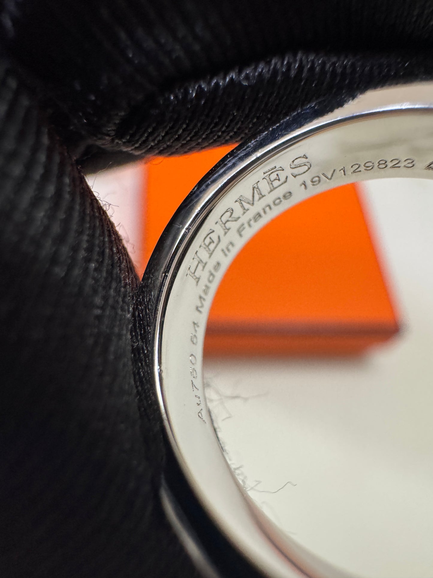 HERMES Kelly 滿鑽戒指 白金色