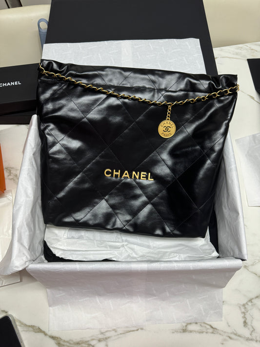 CHANEL 22bag 中號 黑金