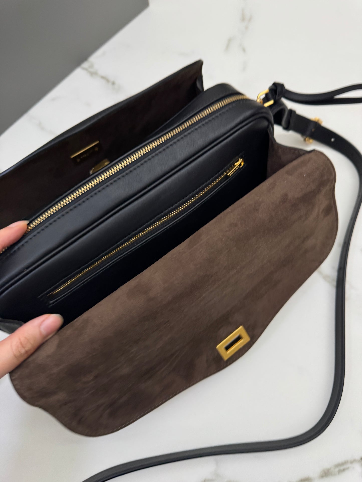 BALENCIAGA Le 7 Hobo