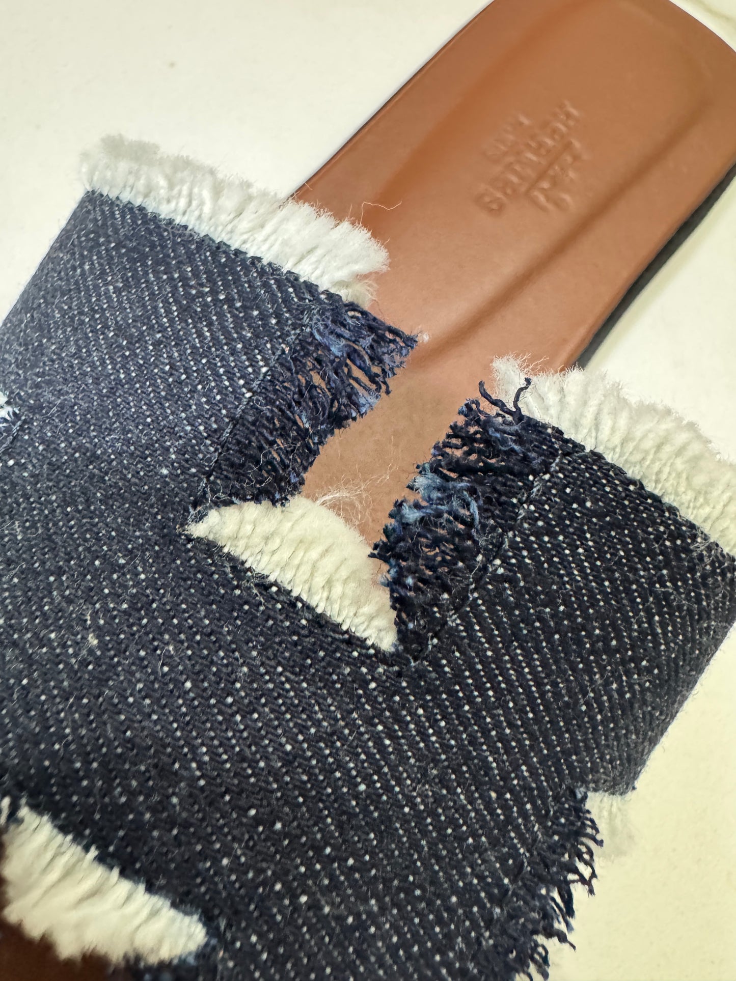 HERMES Oran 深藍牛仔拖鞋